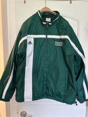Vintage Y2K Windbreaker Jacket Milwaukee Bucks Embroidered Adidas